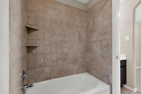102 Plantain Drive Hutto TX 78634