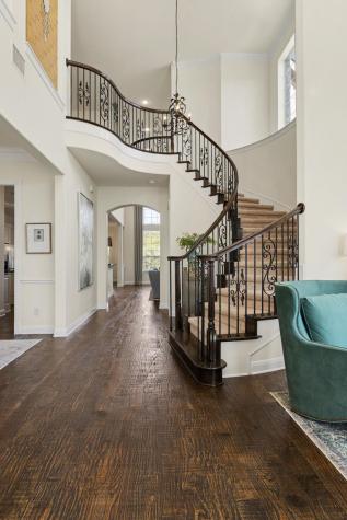 121 Burgess Lane Austin TX 78738
