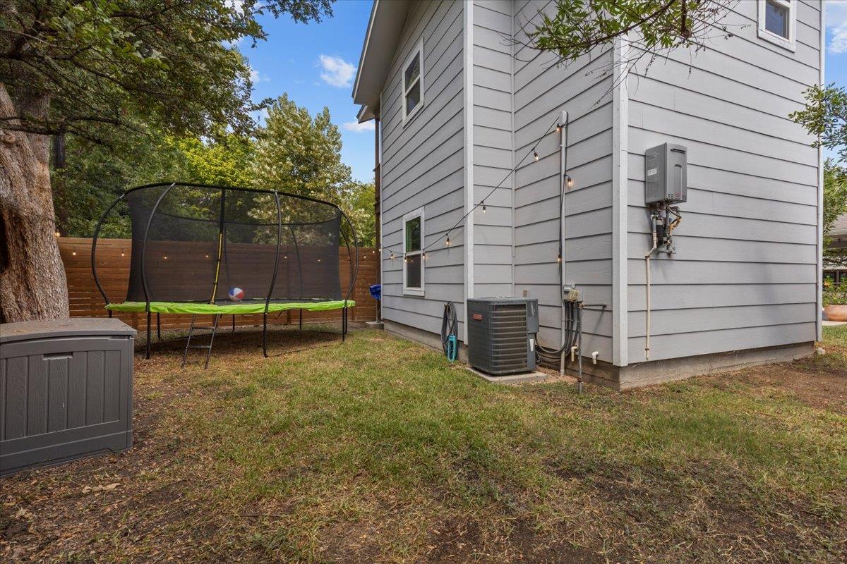 1005 Taffy Court Austin TX 78704