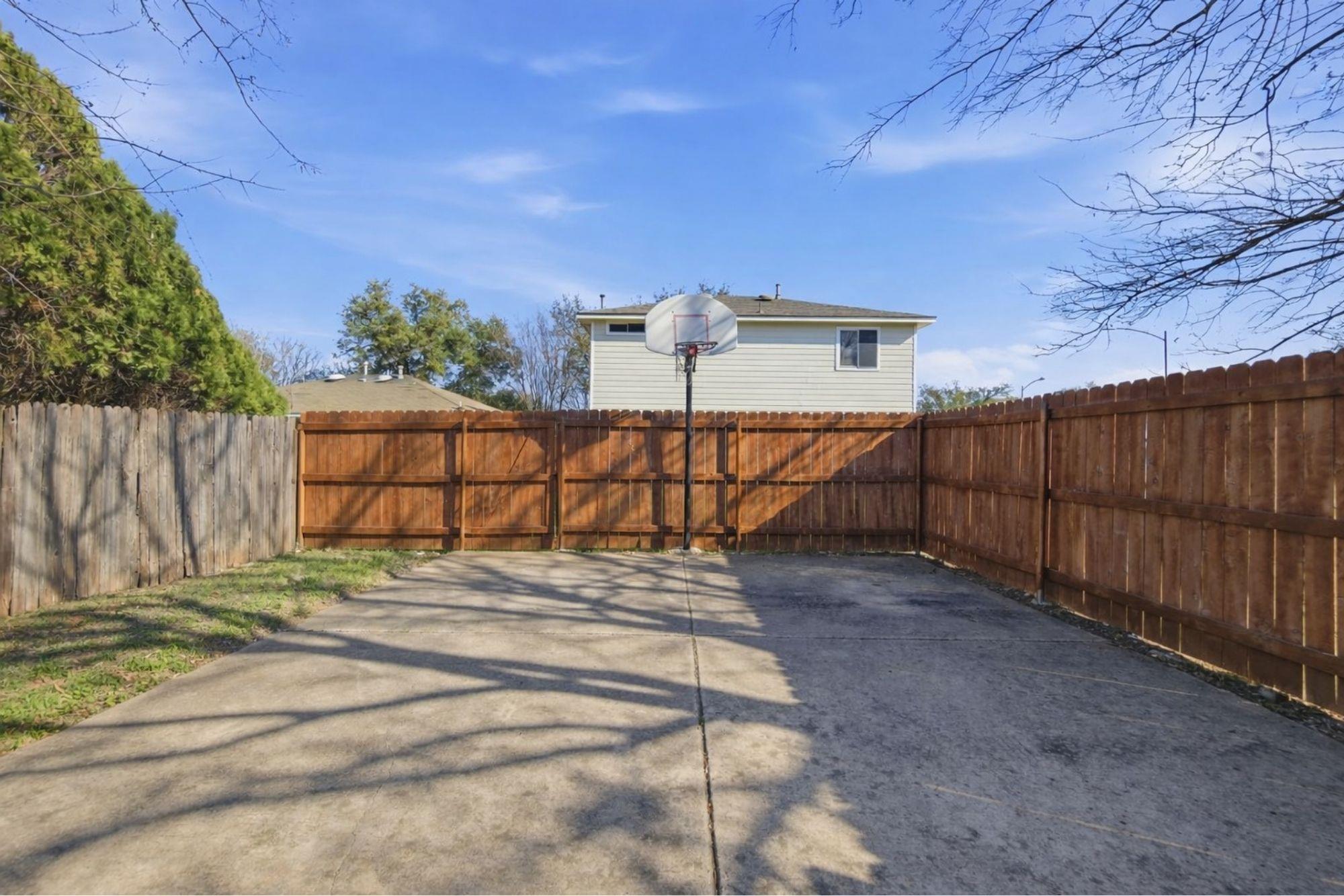 13800 Spring Heath Road Pflugerville TX 78660