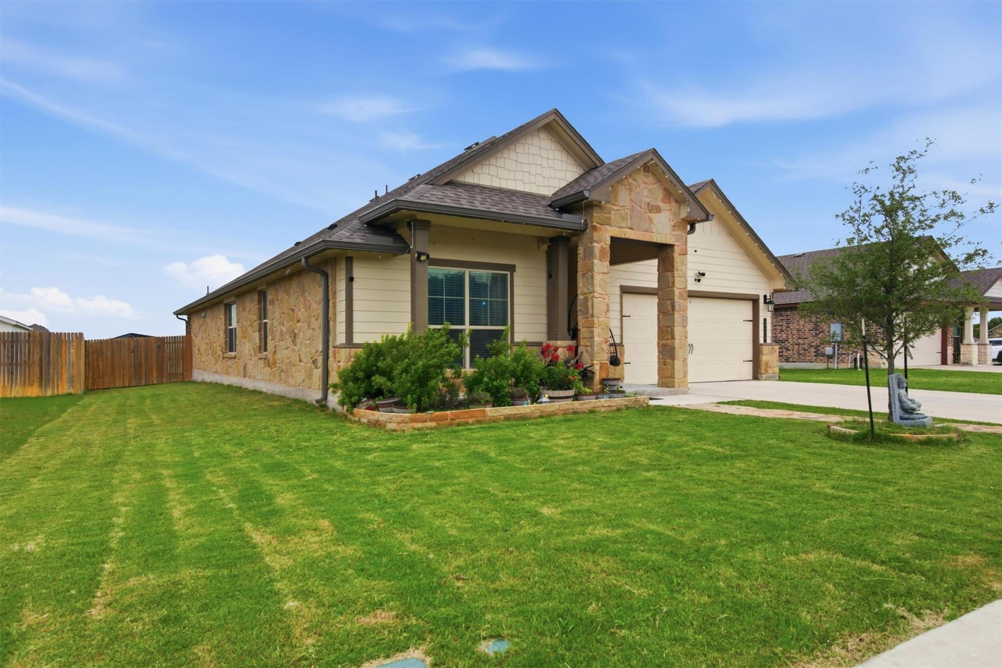 229 Cinnamon Loop Burnet TX 78611
