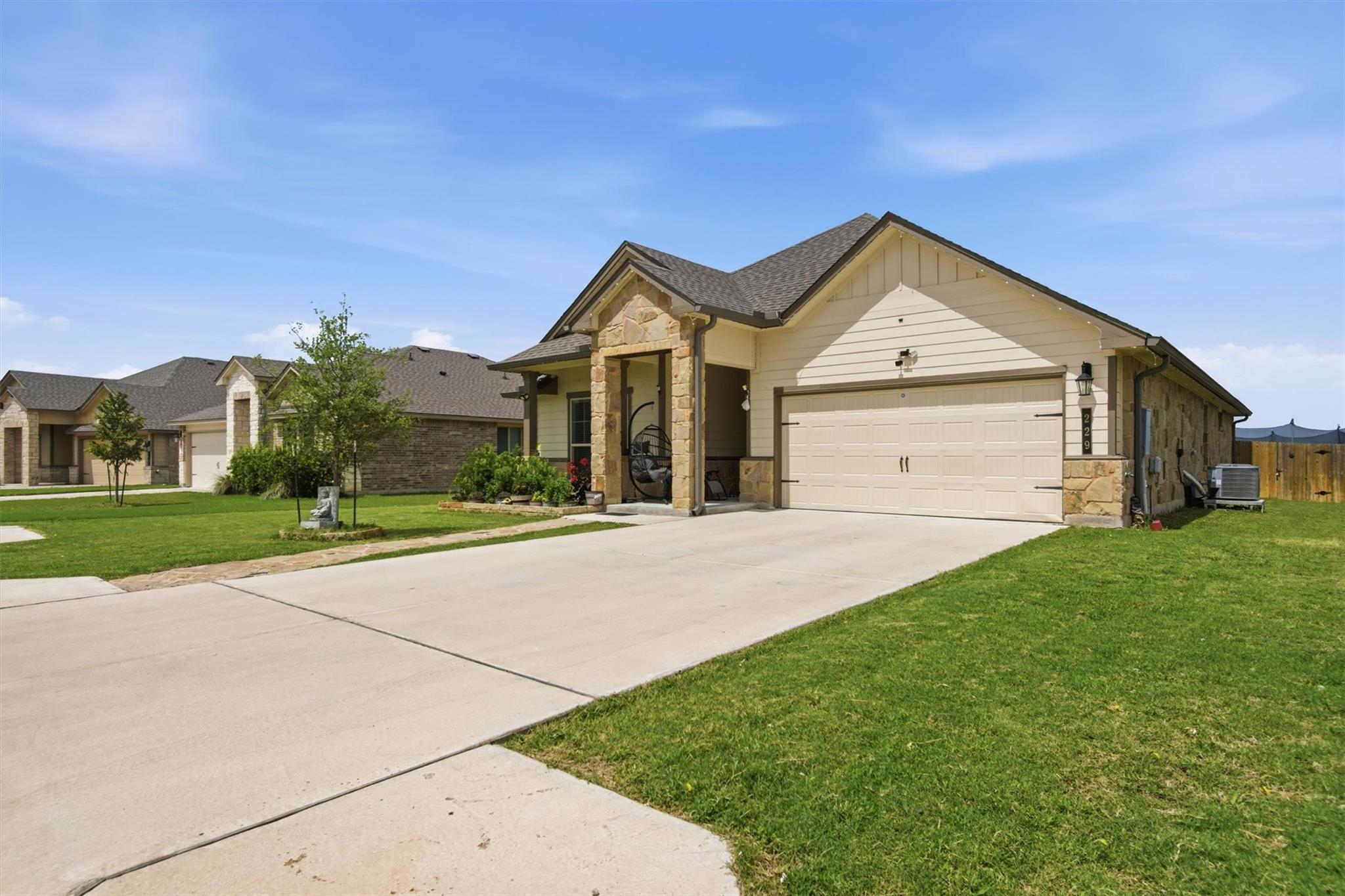 229 Cinnamon Loop Burnet TX 78611
