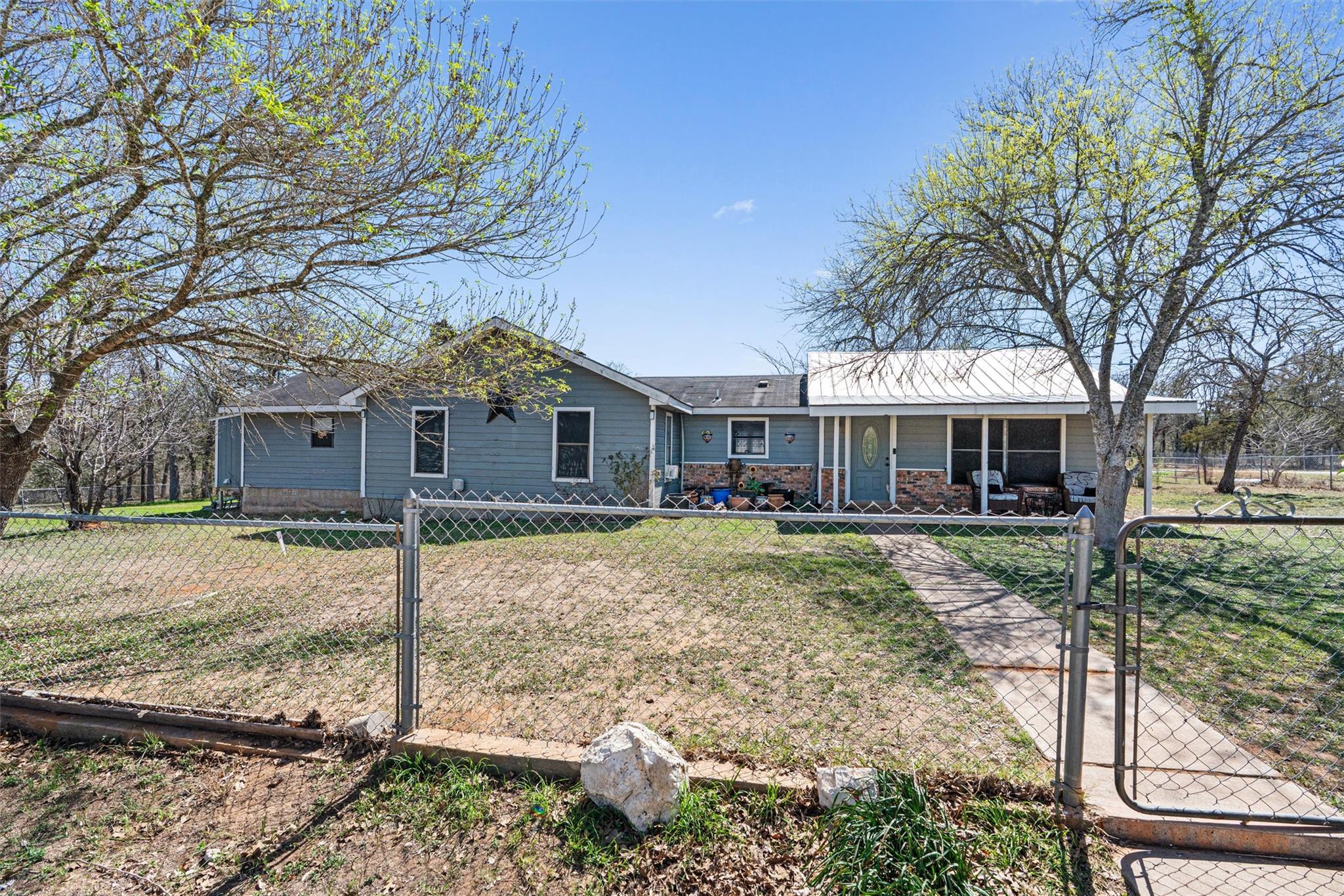 137 Scarlet Oaks Drive Dale TX 78616