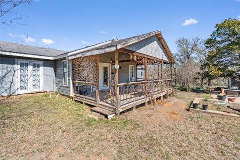 137 Scarlet Oaks Drive Dale TX 78616