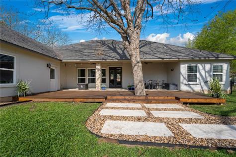 802 Wilkes Street Smithville TX 78957