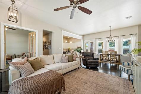 802 Wilkes Street Smithville TX 78957