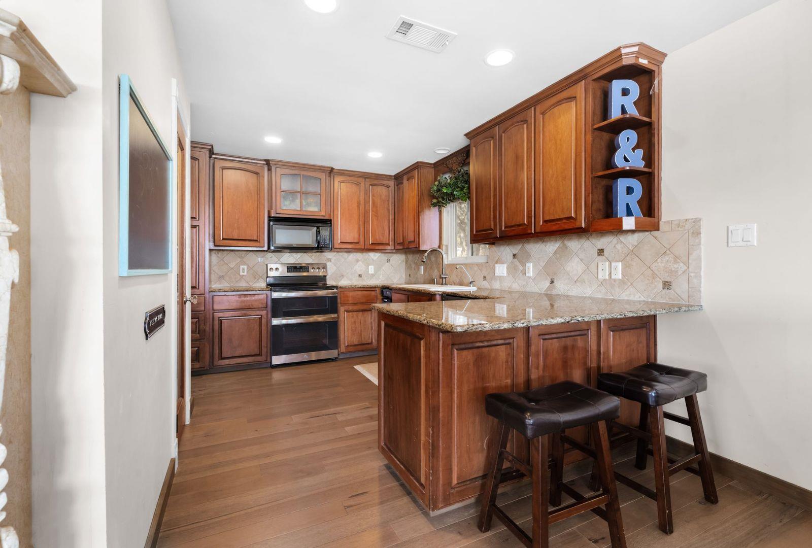 8007 Sharon Road Volente TX 78641