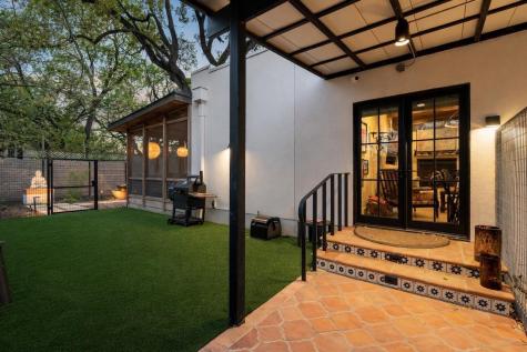 713 E 32nd Street Austin TX 78705