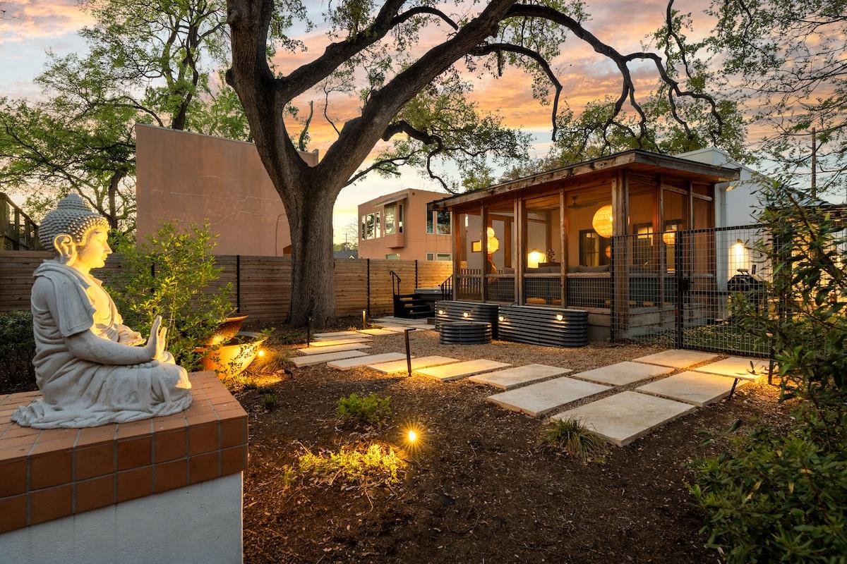 713 E 32nd Street Austin TX 78705
