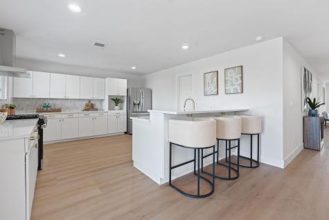 1325 Likeness Road Spicewood TX 78669