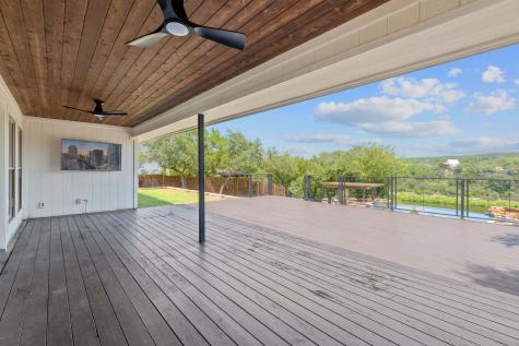 1325 Likeness Road Spicewood TX 78669