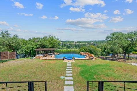 1325 Likeness Road Spicewood TX 78669
