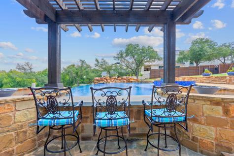 1325 Likeness Road Spicewood TX 78669