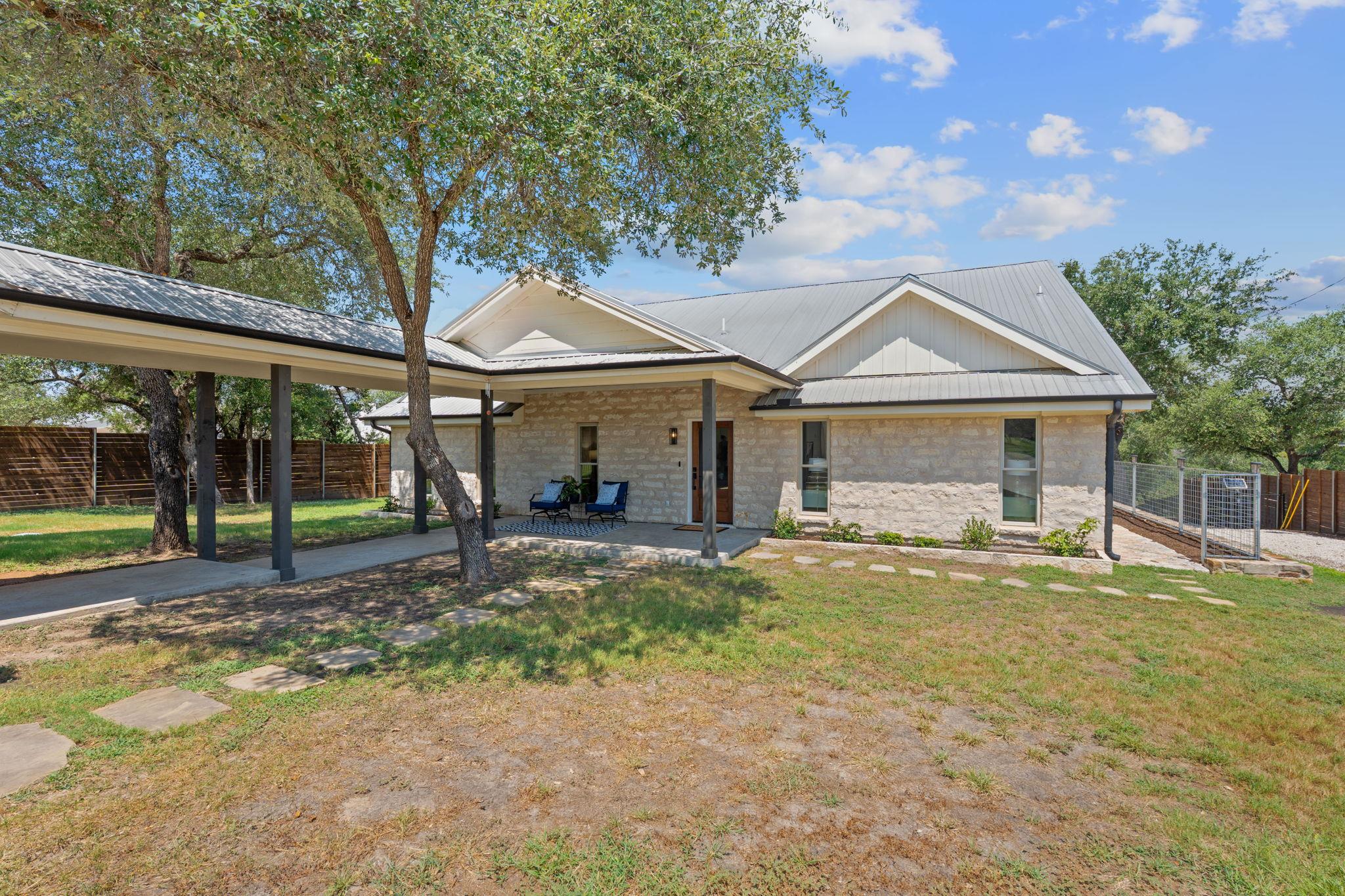 1325 Likeness Road Spicewood TX 78669