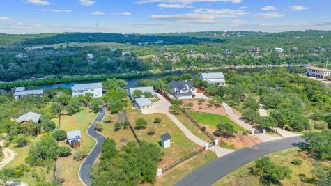 1325 Likeness Road Spicewood TX 78669