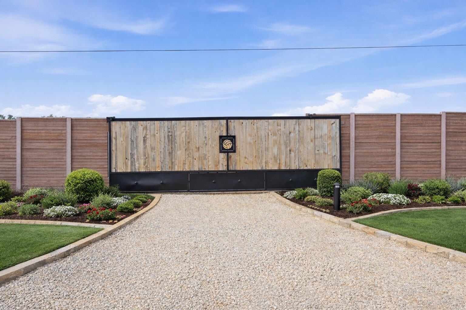 126 Lakewood Trail Leander TX 78641