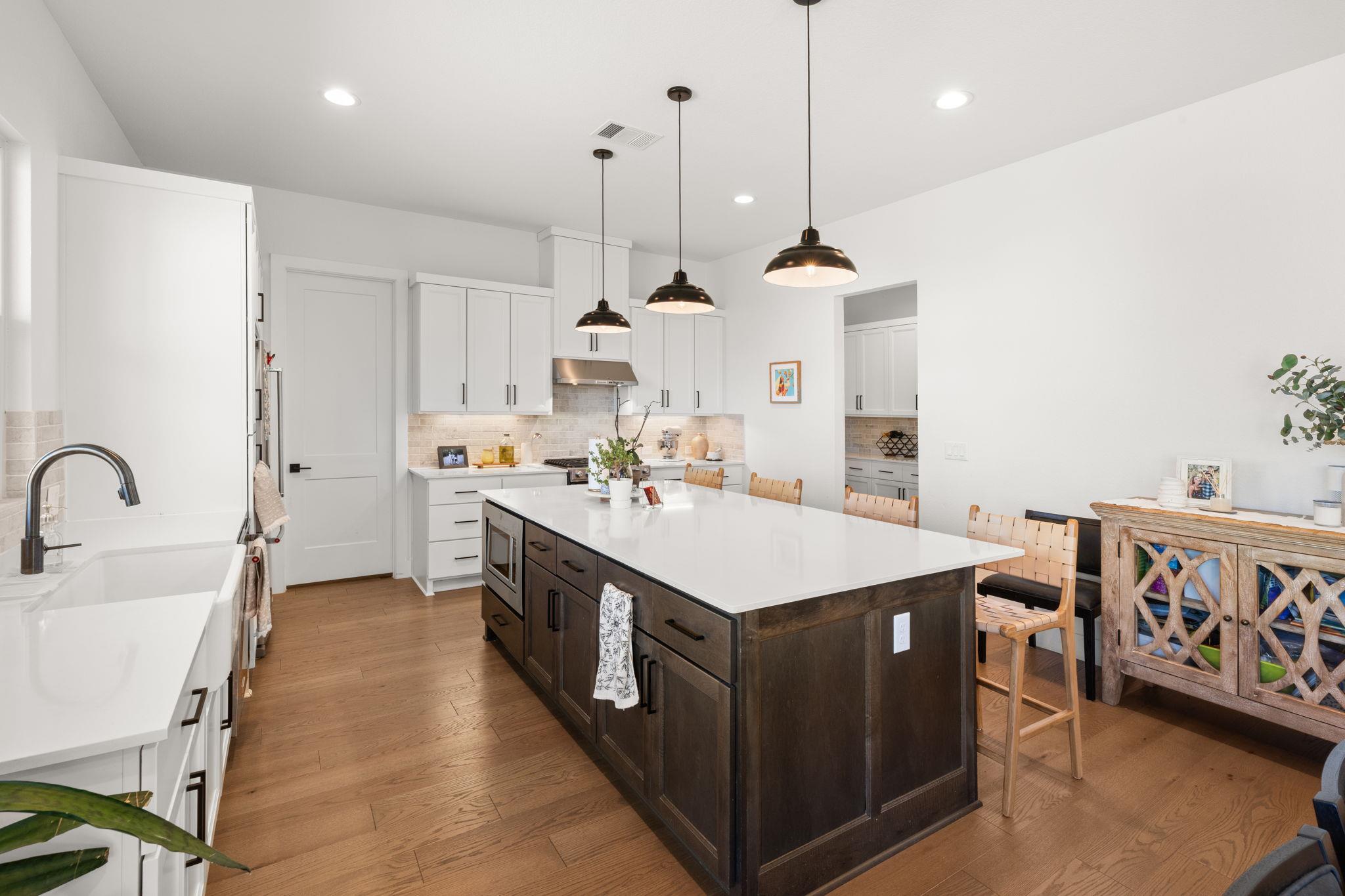 202 Smoke Tree Circle Dripping Springs TX 78620