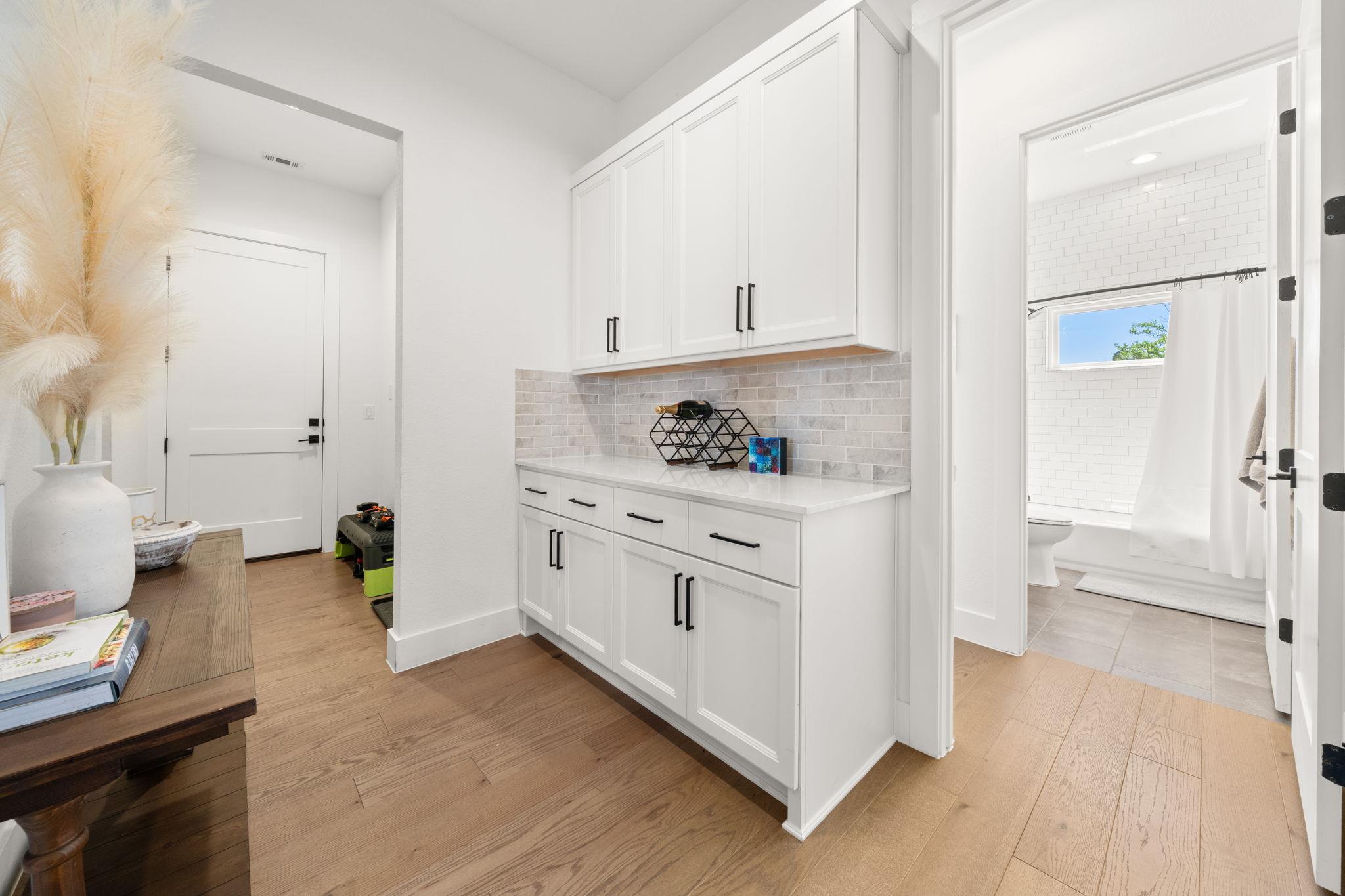 202 Smoke Tree Circle Dripping Springs TX 78620