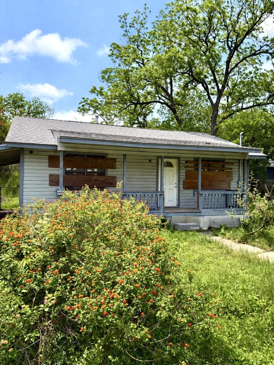 407 Middle Lane Austin TX 78753