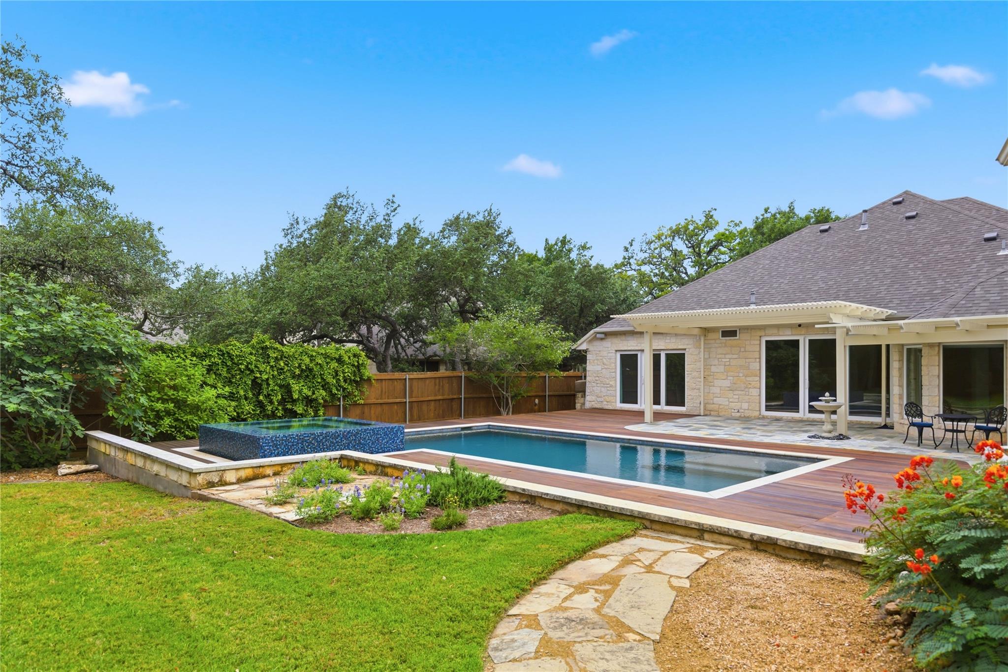 6513 Way Lane Austin TX 78739