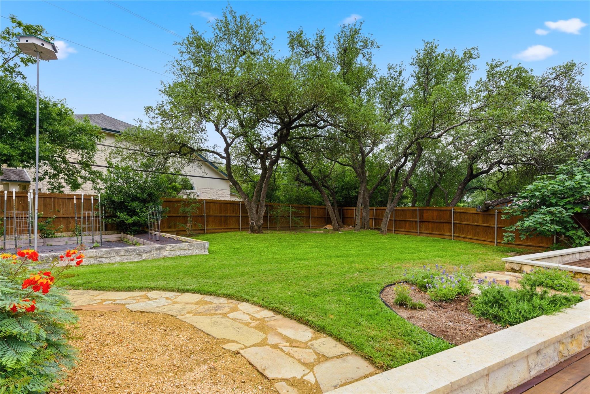 6513 Way Lane Austin TX 78739