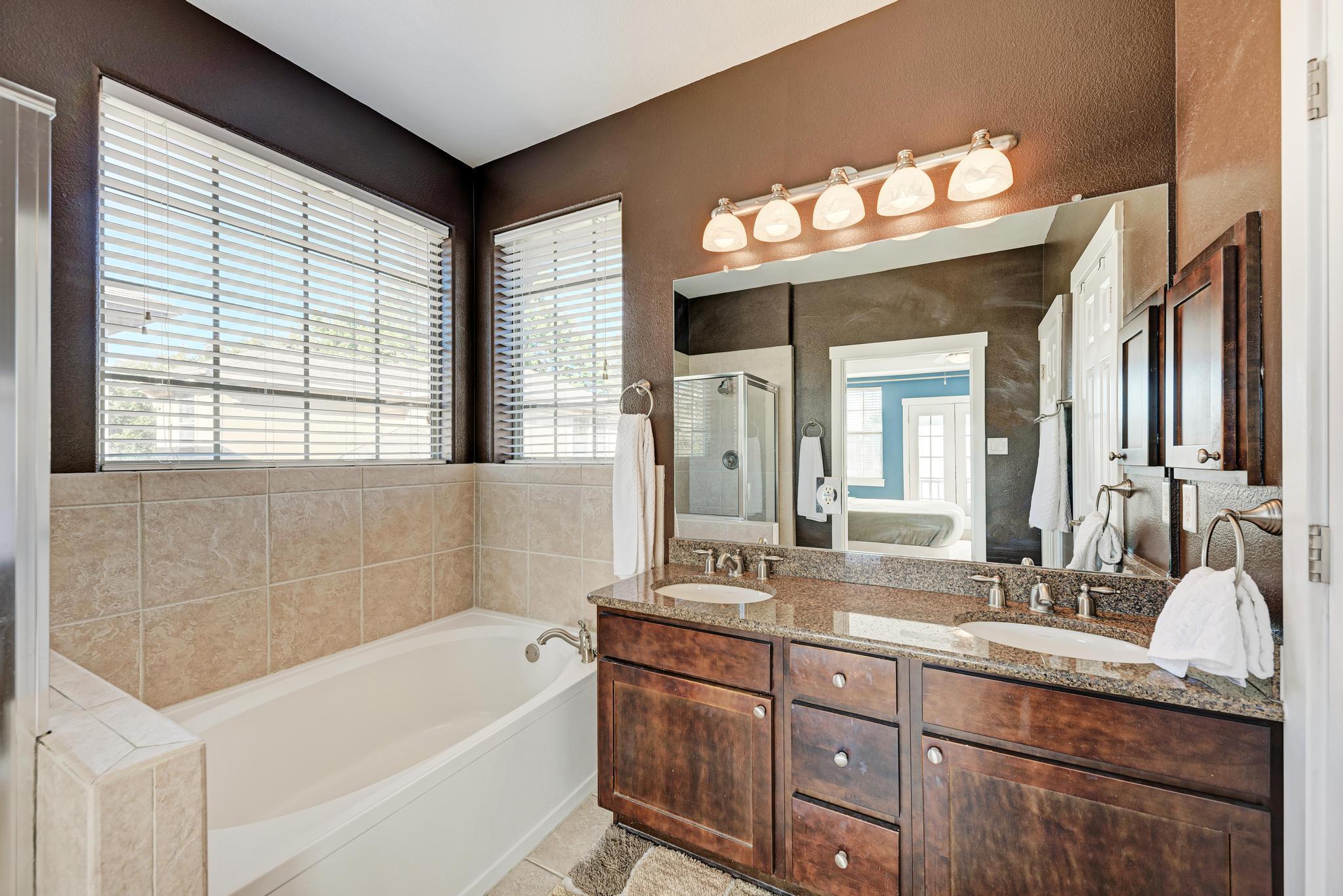12804 Venice Lane Austin TX 78750