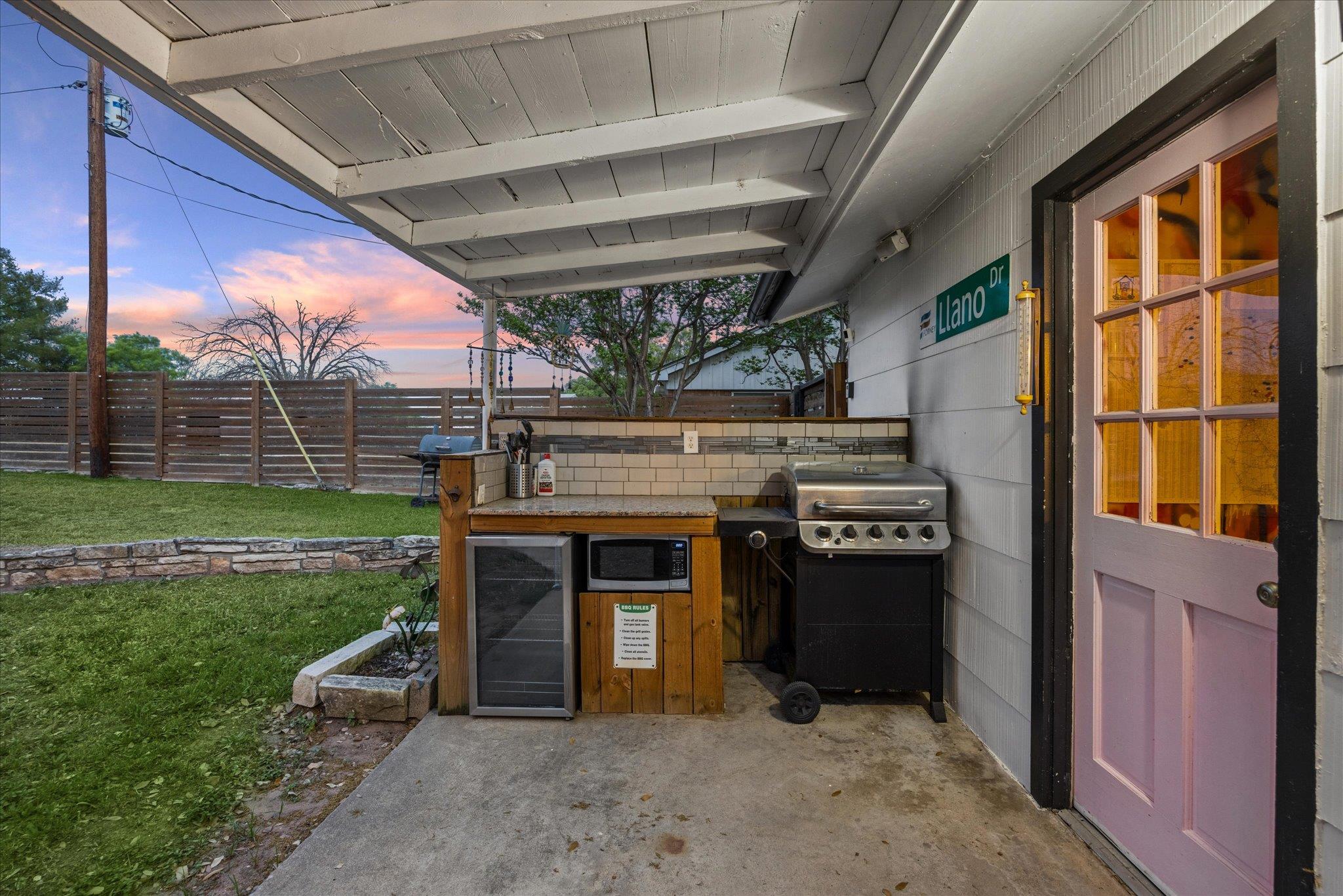 4247 River Oaks Drive Kingsland TX 78639