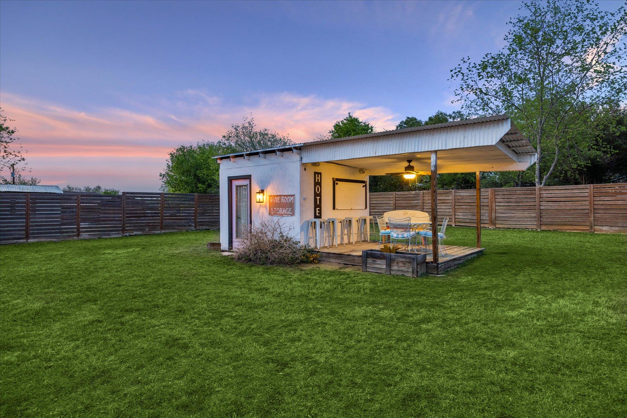 4247 River Oaks Drive Kingsland TX 78639