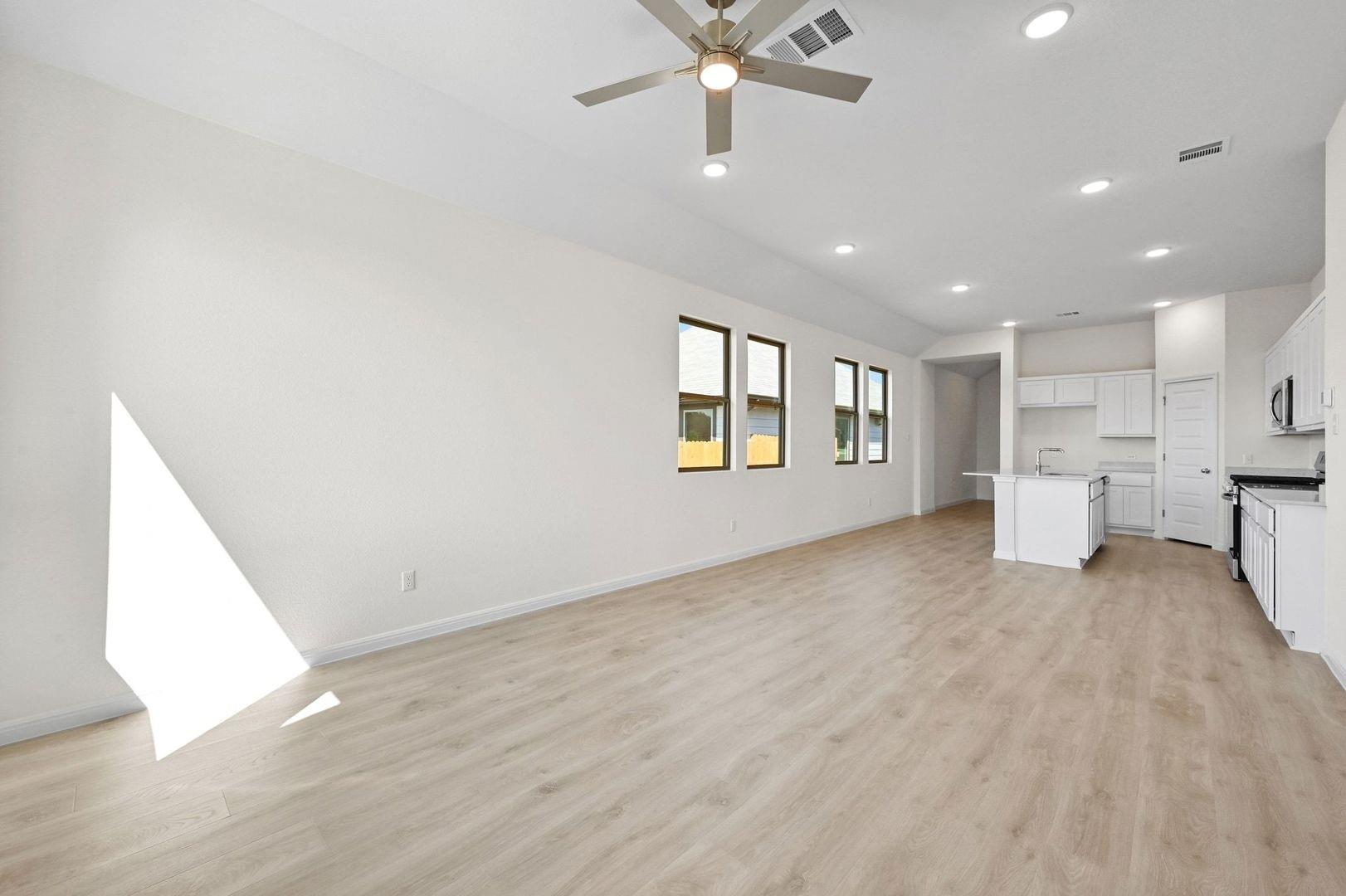 270 Bendecido Loop Elgin TX 78621