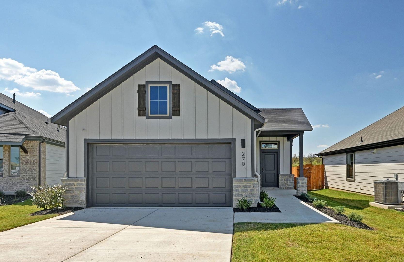 270 Bendecido Loop Elgin TX 78621