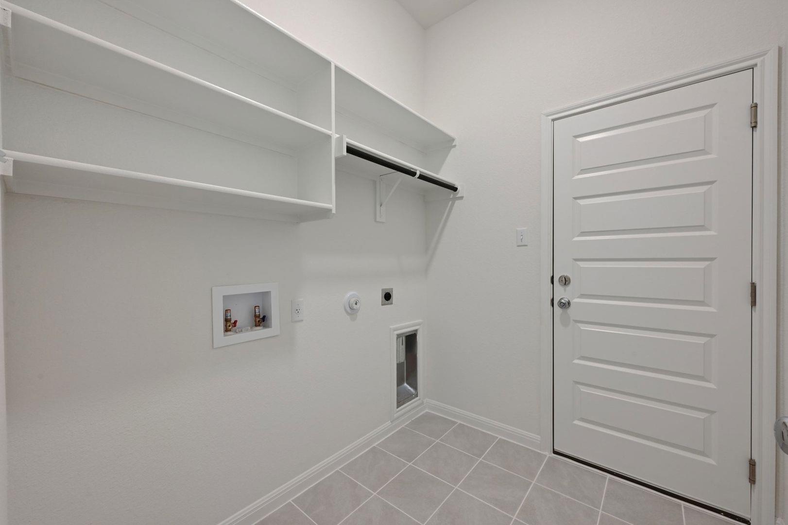 270 Bendecido Loop Elgin TX 78621