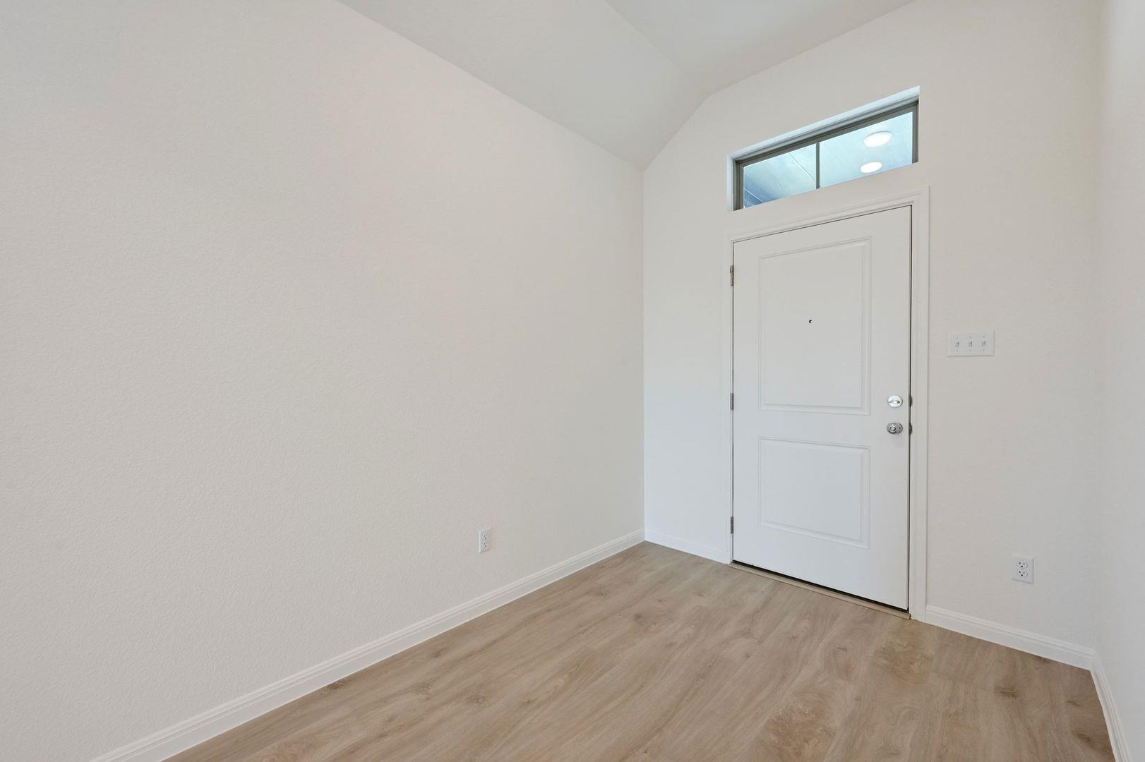 270 Bendecido Loop Elgin TX 78621