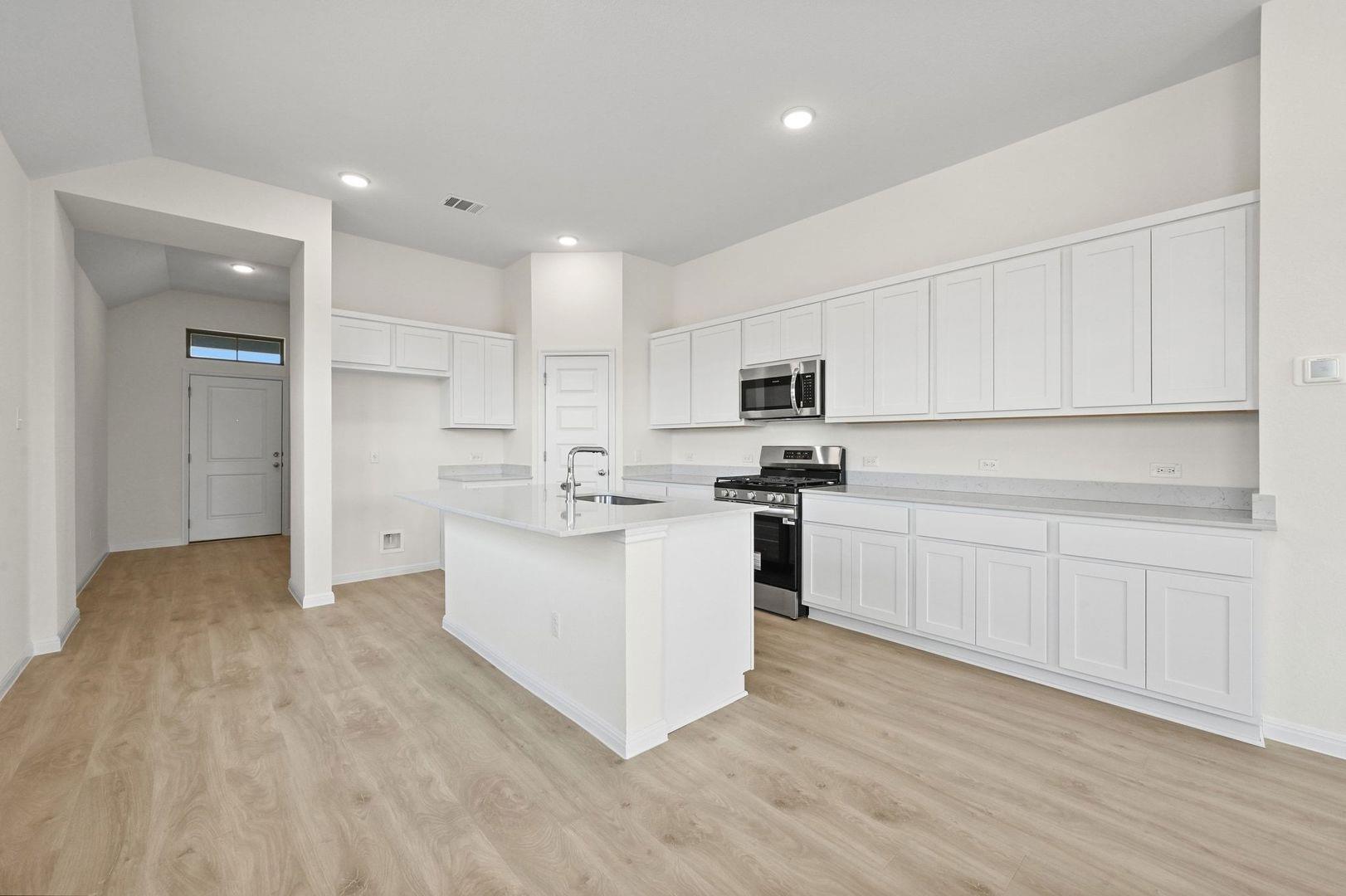 270 Bendecido Loop Elgin TX 78621