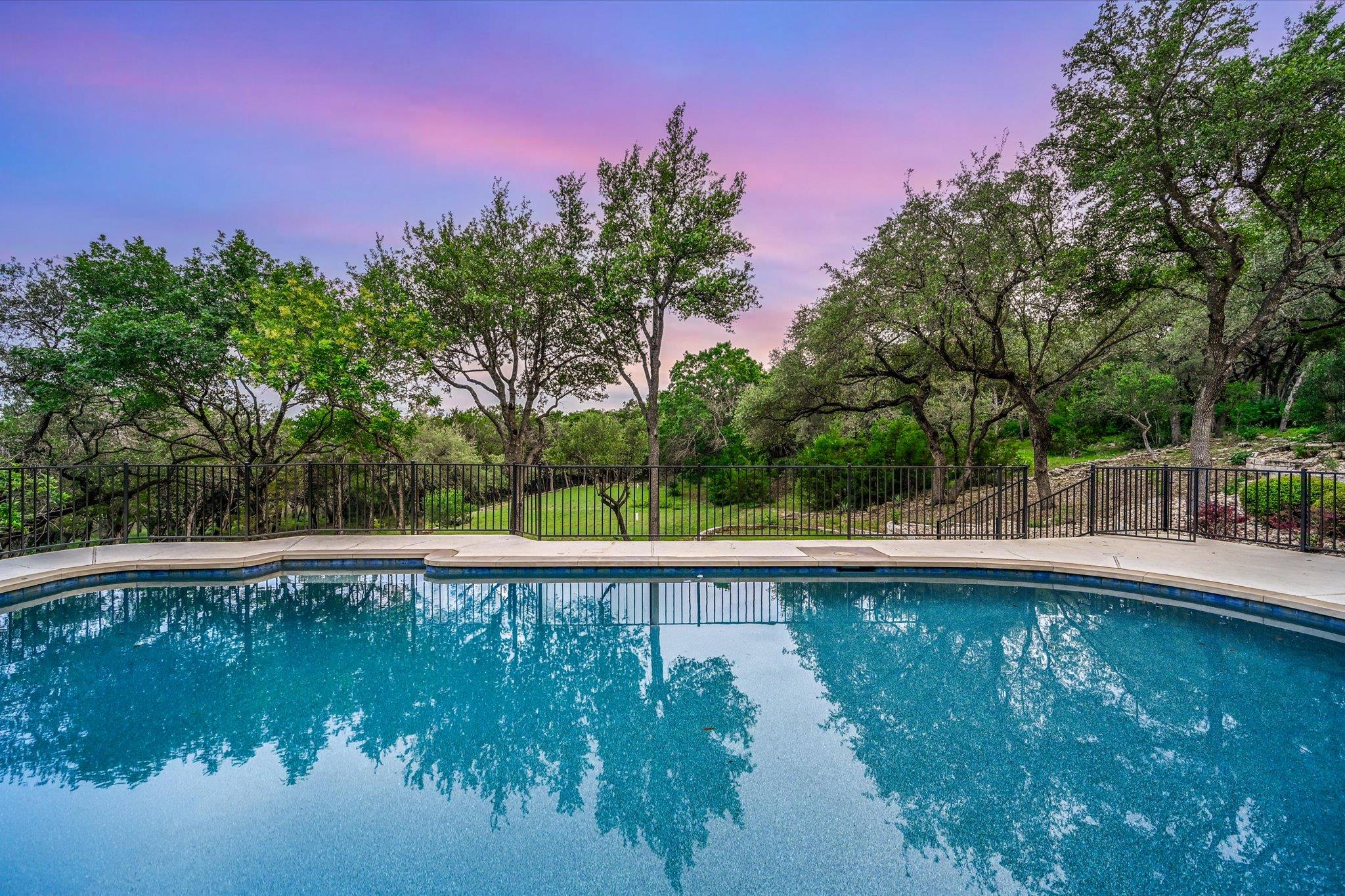 9111 Glenlake Drive Austin TX 78730