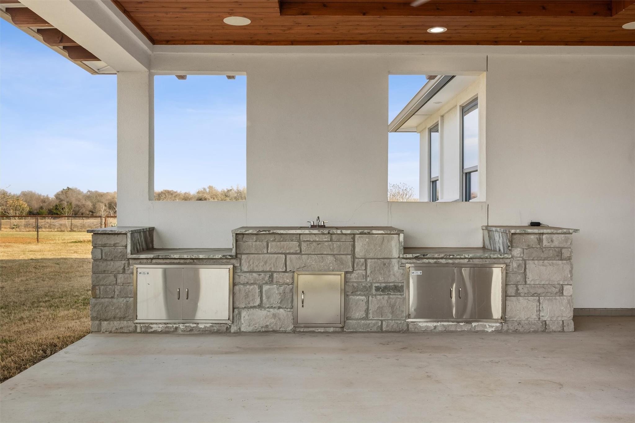 178 Balch Road Elgin TX 78621