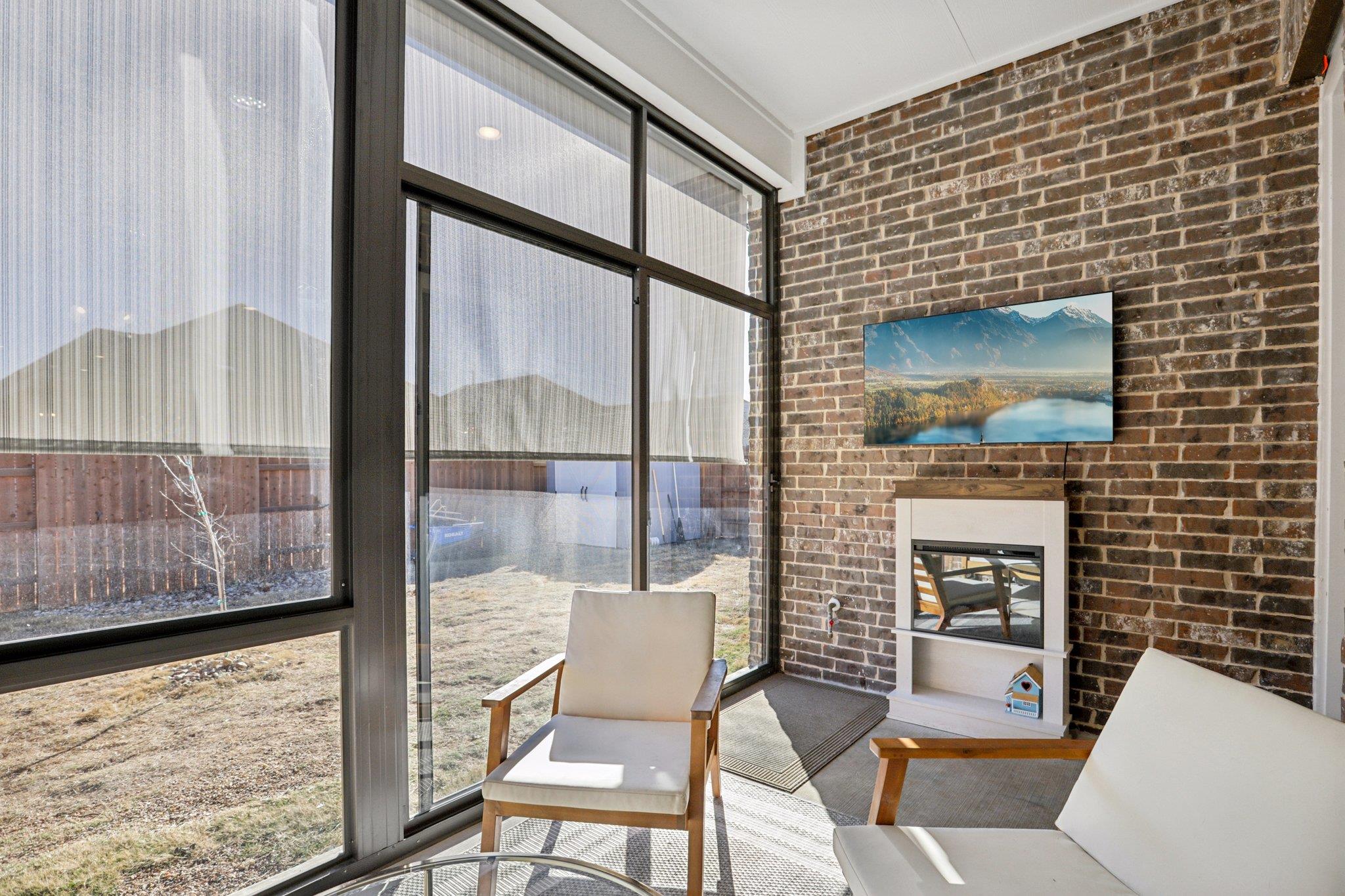 156 Plumbago Loop Bastrop TX 78602