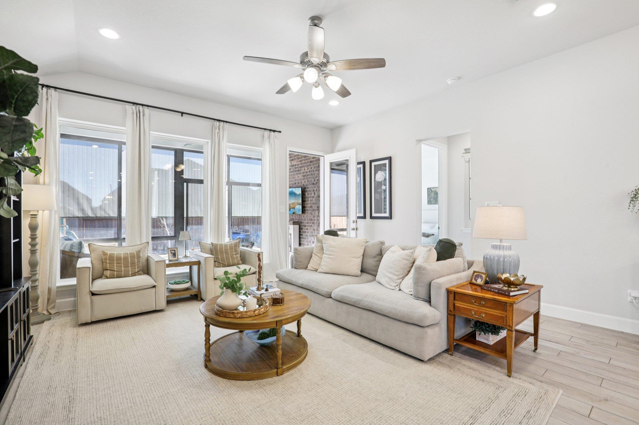 156 Plumbago Loop Bastrop TX 78602