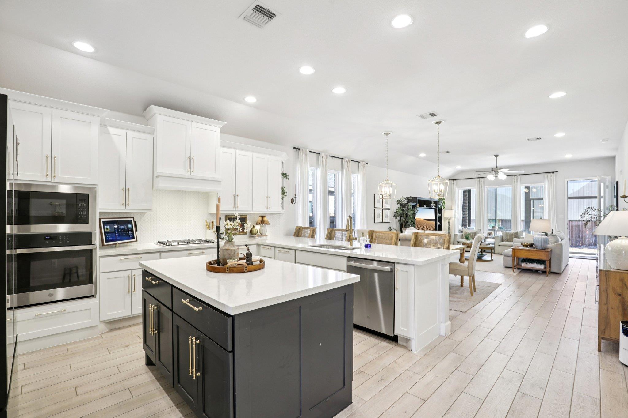 156 Plumbago Loop Bastrop TX 78602