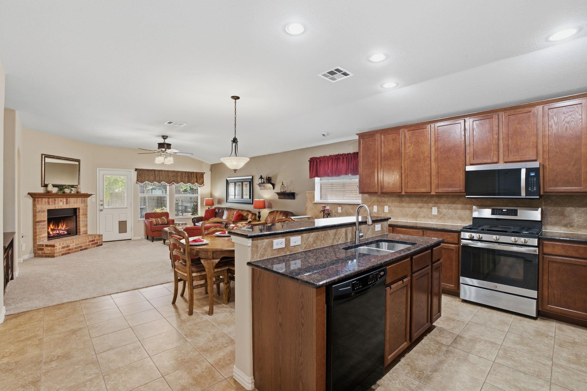 2024 Pecan Valley Drive Leander TX 78641