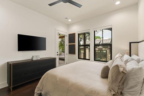 212 Fletcher Street Austin TX 78704
