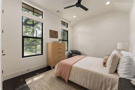 212 Fletcher Street Austin TX 78704