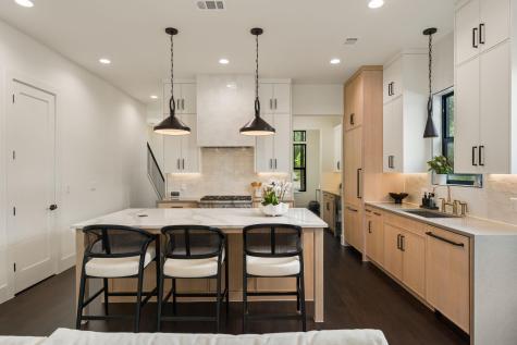 212 Fletcher Street Austin TX 78704