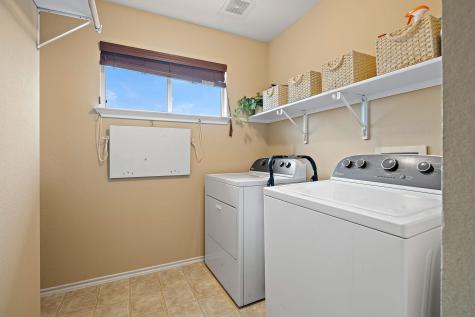 107 Easy Street Hutto TX 78634
