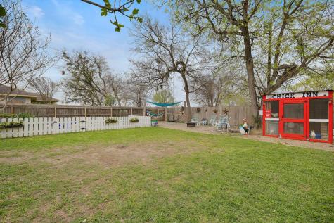 107 Easy Street Hutto TX 78634