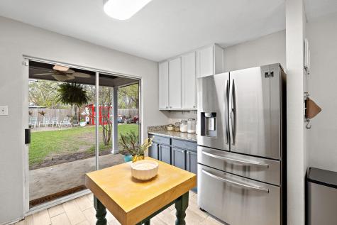 107 Easy Street Hutto TX 78634