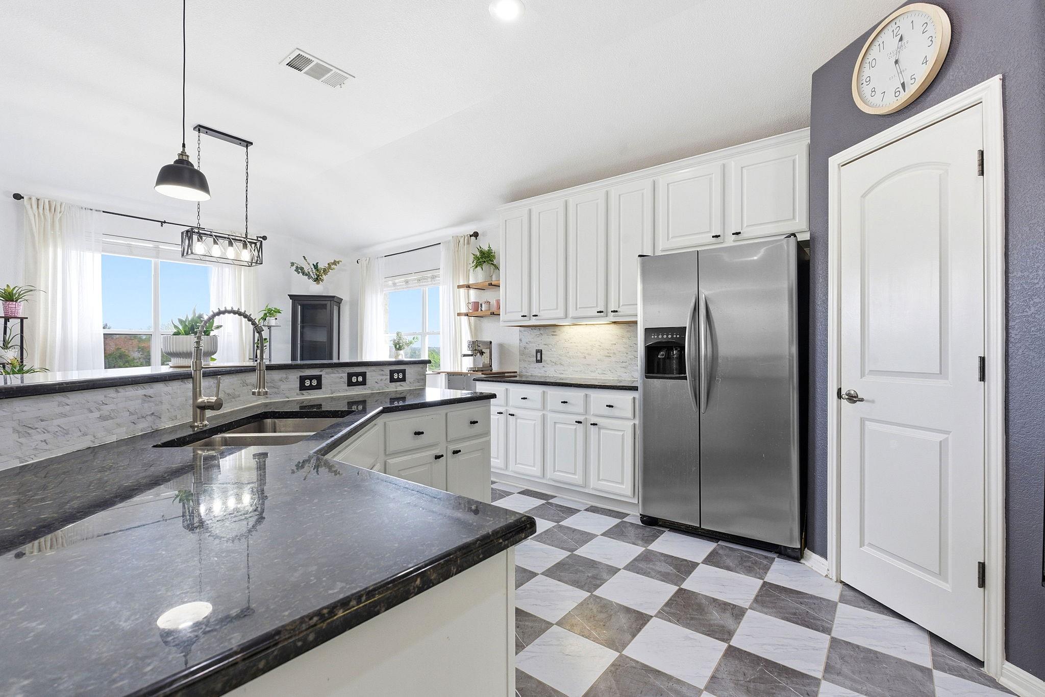 150 Manchester Lane Austin TX 78737