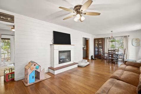 1099 Private Road 1061 Paige TX 78659