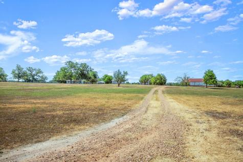 1099 Private Road 1061 Paige TX 78659