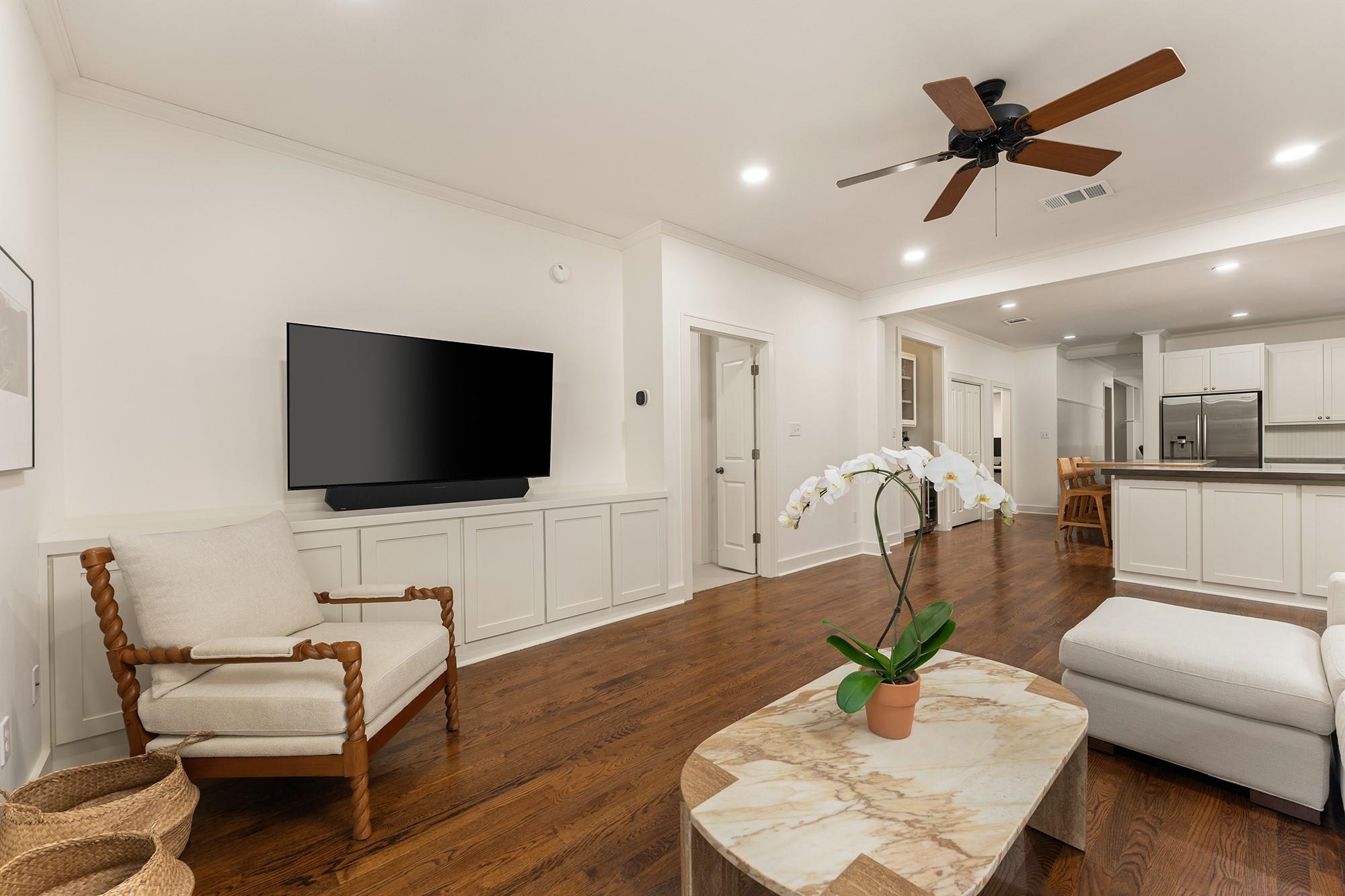1204 W 22 1/2 Street Austin TX 78705