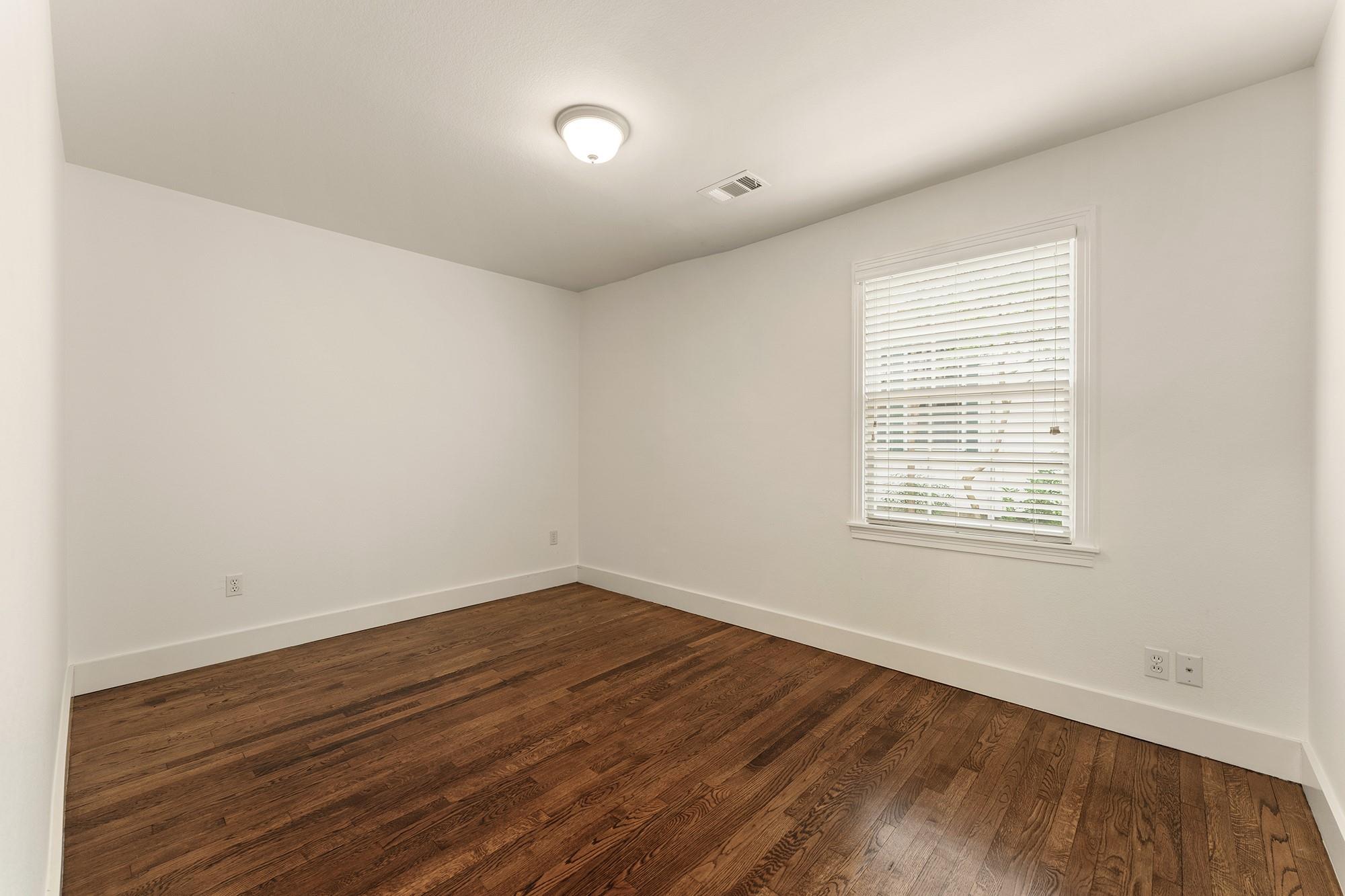 1204 W 22 1/2 Street Austin TX 78705